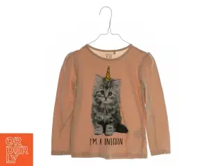 Bluse med print fra VRS (str. 110 til 16)