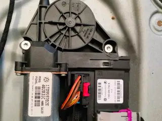 Original rudehejs højre for VW Touran 1T/1T2