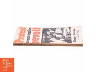 Protest demonstration revolt af Herbert Marcuse (bog)