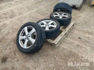 Alufælge med dæk Goodyear og Michelin