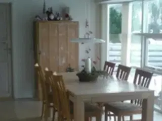 Lyst og lækkert ikke-ryger hus i børnevenligt kvarter