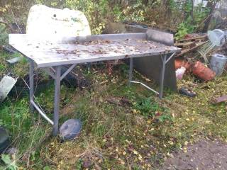 arbejdsbord i rustfrit