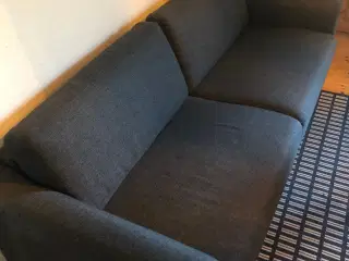 Sofa i sort 