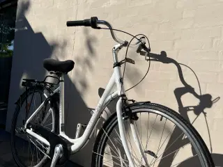 Mustang dame cykel i hvid 