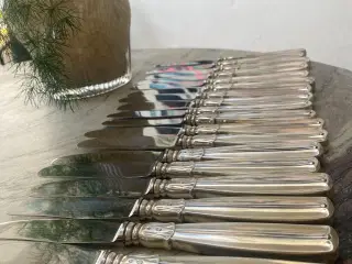 Lotus 3tårnet middagsknive