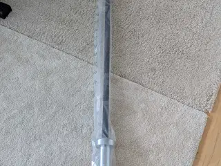 TITAN LIFE PRO Commercial Cross Bar 20 kg(vægtstan