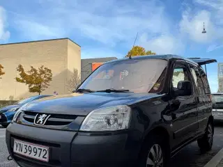 Peugeot Partner Van Sort (Berlingo)
