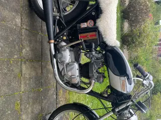 Triumph Bonnaville T 120