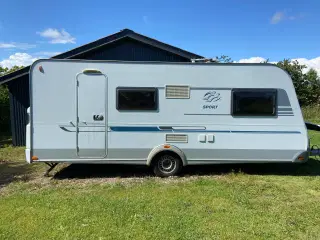 Knaus Sport 500 QDK campingvogn med køjer