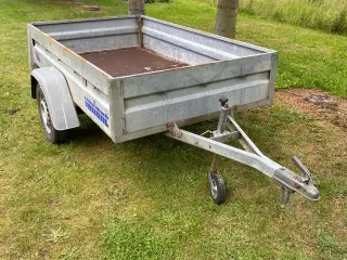 Variant trailer 