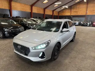Hyundai i30 1,6 CRDi 110 Premium stc.