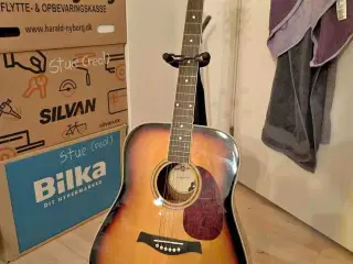 Akustisk Guitar m/tilbehør