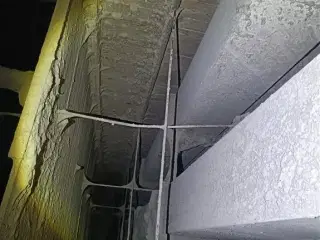 - - - Kopelevator 100 tons  ca. 15 meter