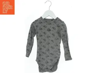 Langærmet bodystocking med pindsvinemønster fra Petit (str. 86)