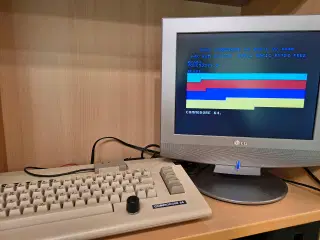 commodore 64c. fin stand