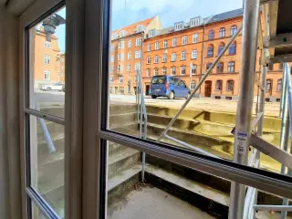 Odense C / lockdown garanti / Butikslokale / hjørne-ejendom /synlighed