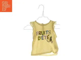 T shirt fra Boutcou (str. 9 mdr.)