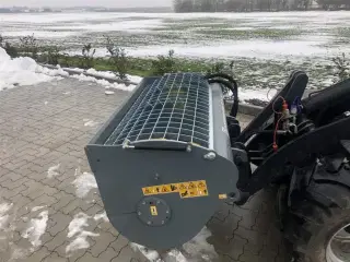 - - - UML SL Betonblandeskovl 150-1.100 liter