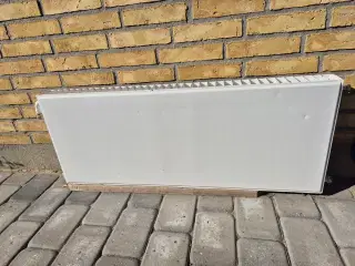 Radiator, Hudevad H: 40 cm L: 100 cm