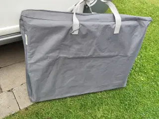 Campingbord sælges