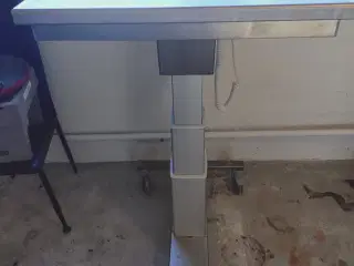 Hæve sænke bord i stål