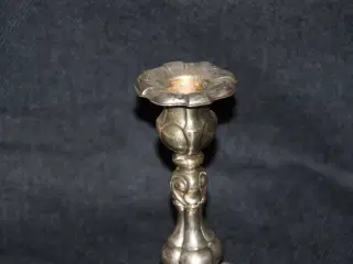 Gammel lysestager højde 17 cm