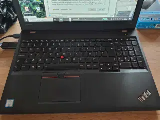 Lenovo T560