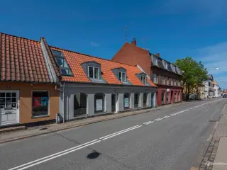 Charmerende lejemål beliggende centralt i Roskilde