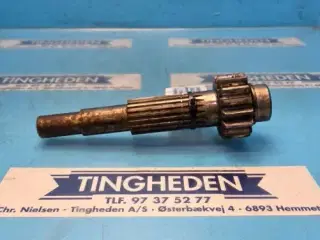 Dronningborg D4500 Gear Aksel 46122700