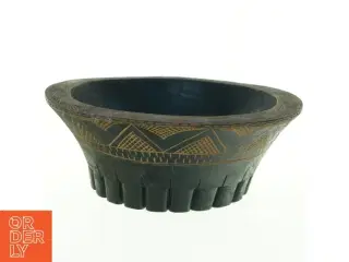 Træskål med udskæringer (str. Diameter 35 cm h 13,5 cm)