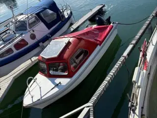 Jolle Mørebas 15 cabin med trailer og 30hk motor.