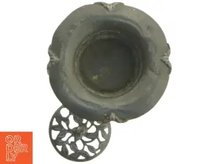 Gammel metal lysestage (str. 23 cm)