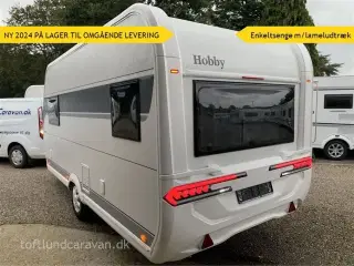 2024 - Hobby On Tour 460 DL   Sønderjyllands aut. HOBBY forhandler. NY 2024 ENKELTSENGE m/lameludtræk. NU PÅ LAGER TIL OMGÅENDE LEVERING.