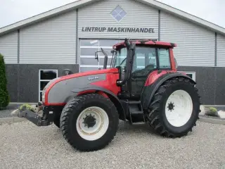 Valtra T190 Med frontlift og affjedret foraksel