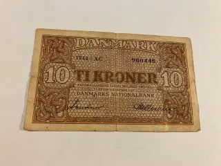 10 Kroner 1944 - Slidt og hul i midten