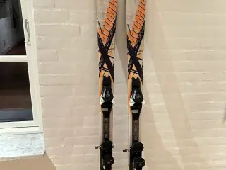 Atomic ski 157cm carving all mountain