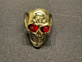 Fingerring m. kranie