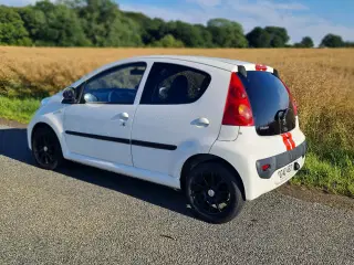 Peugeot 107, 2011