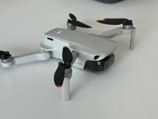 Dji Mini 2 drone (249g)