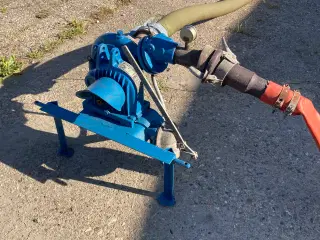 Bauer/Famos markvandings pumpe til traktor