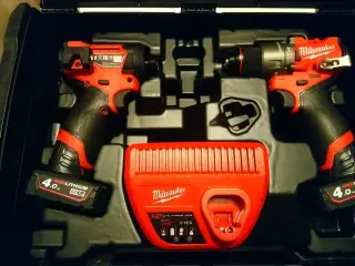 Milwaukee M12 FPP2A2 Bore-skruemaskine