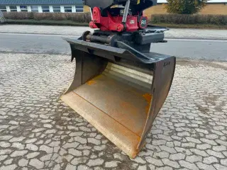 Komatsu PC 240 LC-10