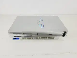 Sony Playstation 2 med Netværks adapter