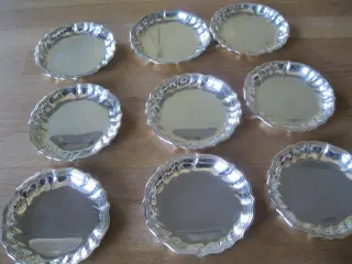 9 Glas/flaskebakker sølvplet  9,5 cm