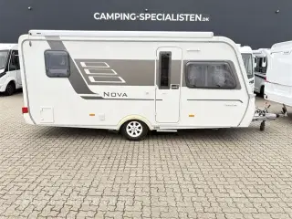 2014 - Hymer Nova Luxus Line 465 Hymer Nova Luxusline 465 2014 - Se den nu hos Camping-Specialisten.dk