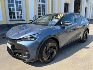 Cupra Tavascan 77 Adrenaline