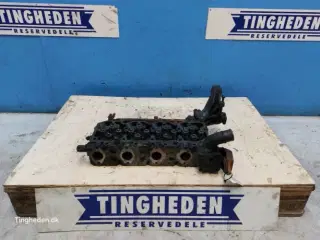 Iveco F4DFE414Z Topstykke 2831266