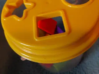 Aktivitets Spand med forskellige Klodser 