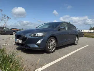 Ford Focus 1,0 EcoBoost mHEV Titanium stc.