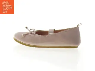 Balletflats til børn fra H&M (str. 22)